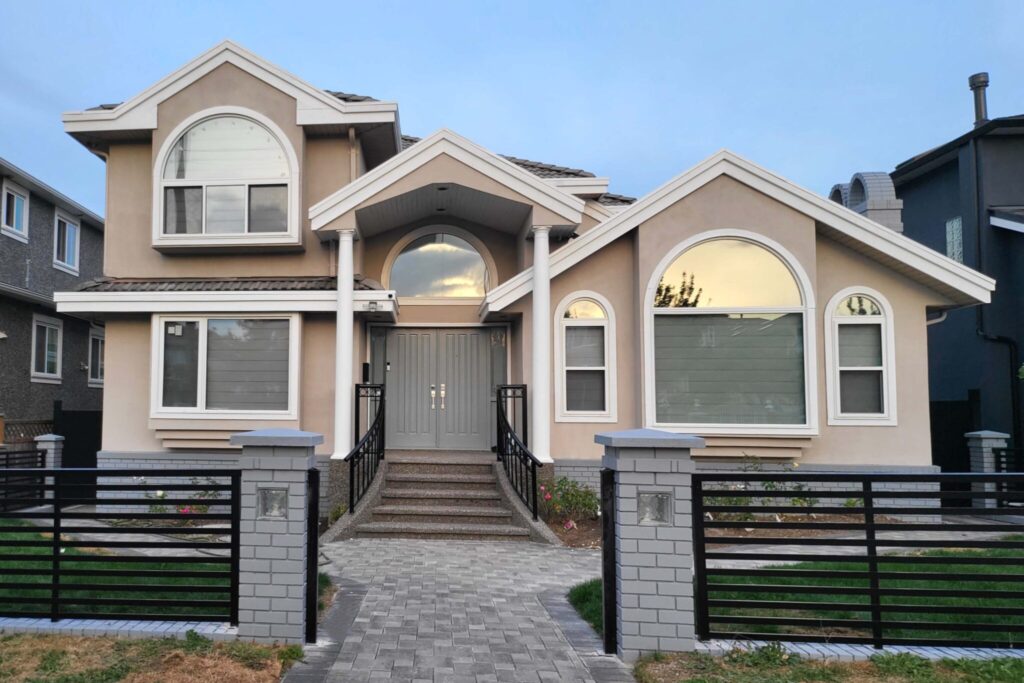 The best renovation luxury home in Burnaby