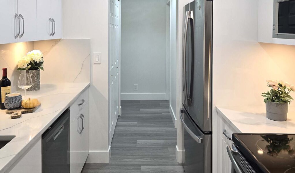 The beautifull comprehensive condo renovation in Surrey