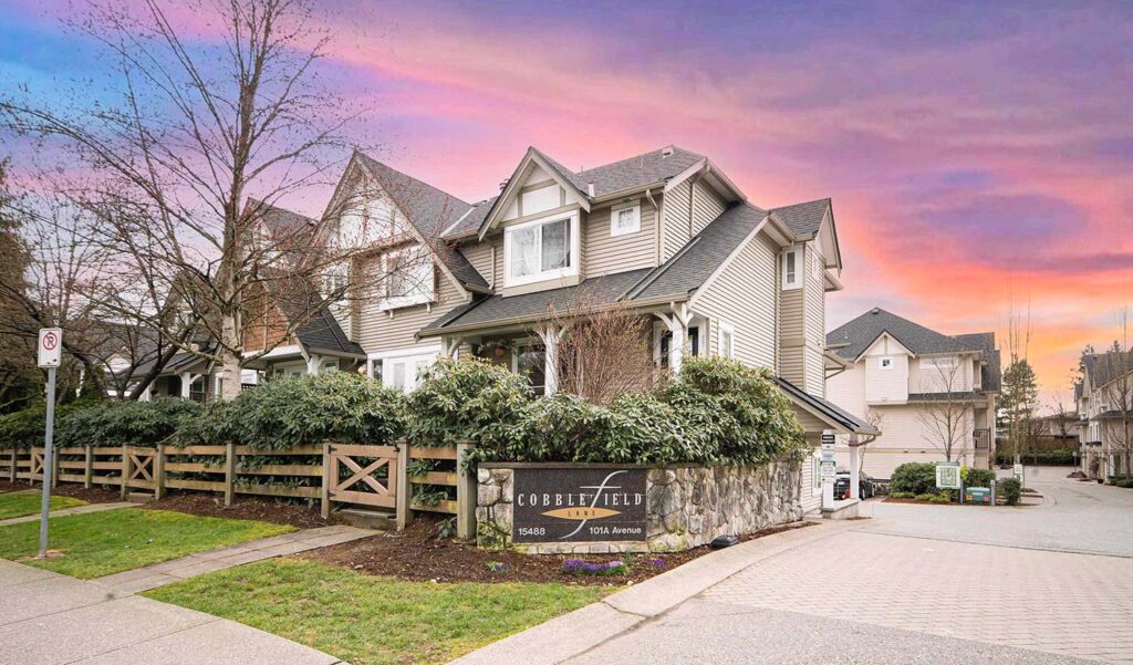 The beautiful Townhouse was renovated in Surrey